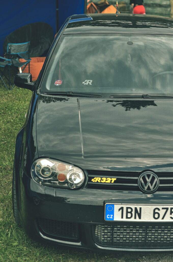 Volkswagen Golf R32T Static